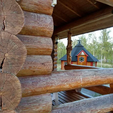 Johansens 캠프장 *